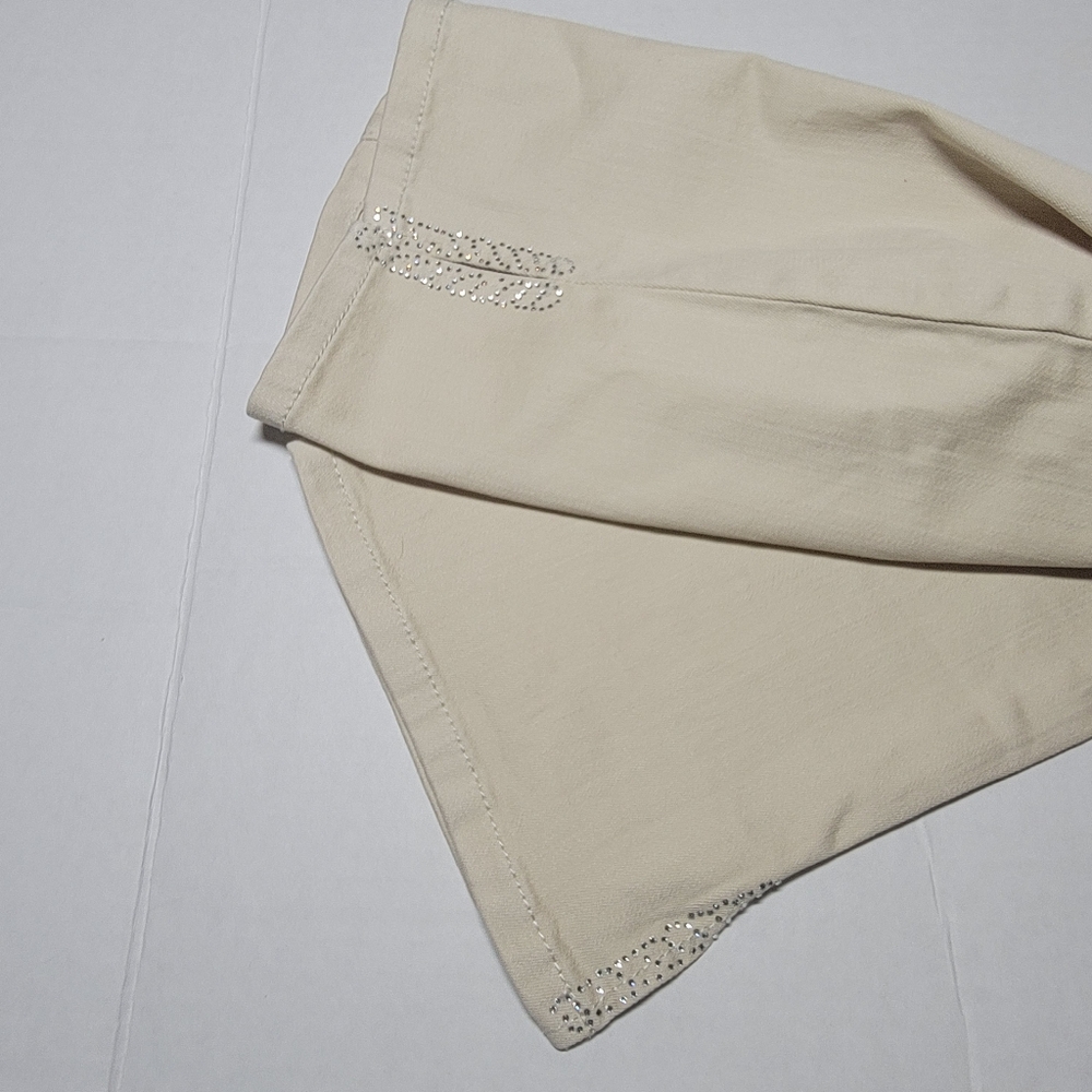 NYDJ Ariel Crop Size 10 Lift Tuck Technology Capri Cream Color - Picture 11 of 13